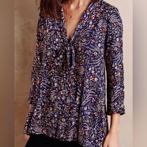 Anthropologie Maeve Navy and Cream Floral Swing Blouse Size M